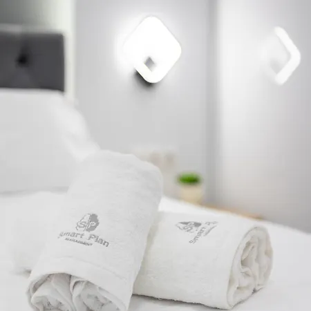 New Glamorous Apartment In Downtown Thessaloniki Buitenkant foto