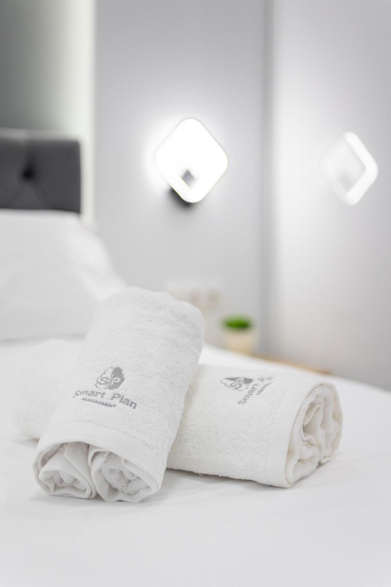 New Glamorous In Downtown Апартаменты *